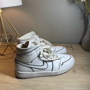 Women’s air Jordan’s U.S. women’s size 9